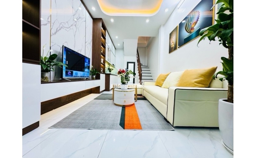 NHÀ 5 TẦNG TRUNG TÂM THANH XUÂN – GẦN PHỐ - THOÁNG ĐẸP - SỔ ĐỎ CHÍNH CHỦ