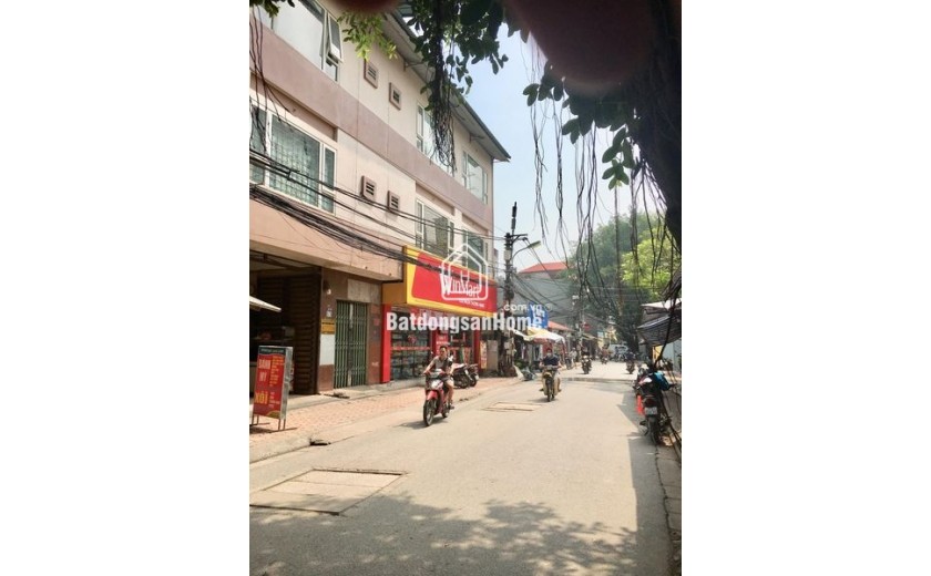 Nhà đường đôi Phú Thượng đối diện Ciputra ô tô trong nhà, dt 80m2, mt 7m, 8 tầng thang máy, giá chỉ 1x tỷ
