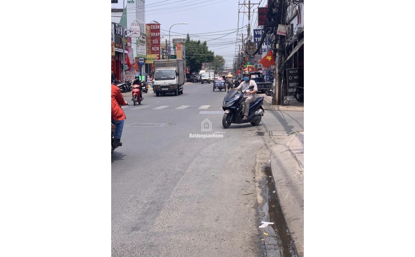 BÁN ĐẤT THỔ CƯ PHẠM THỊ GIÂY  11.000M2 - HÓC MÔN - GIÁ 180 TỶ