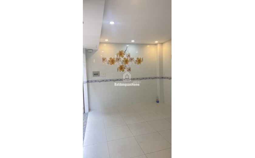 Khu Yên Tĩnh, Dòng Tiền Sẵn 20 tr/th, Nhà Đúc 6 tầng, Nhỉnh 8 tỷ