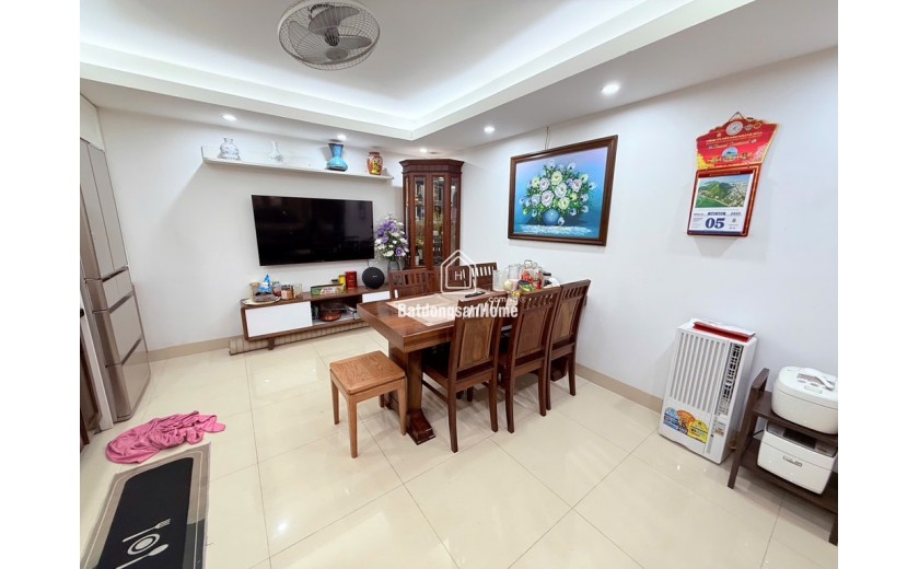 Bán Nhà Vũ Hữu - Ô Tô Tránh - Kinh Doanh Văn Phòng Chỉ 23 tỷ 5