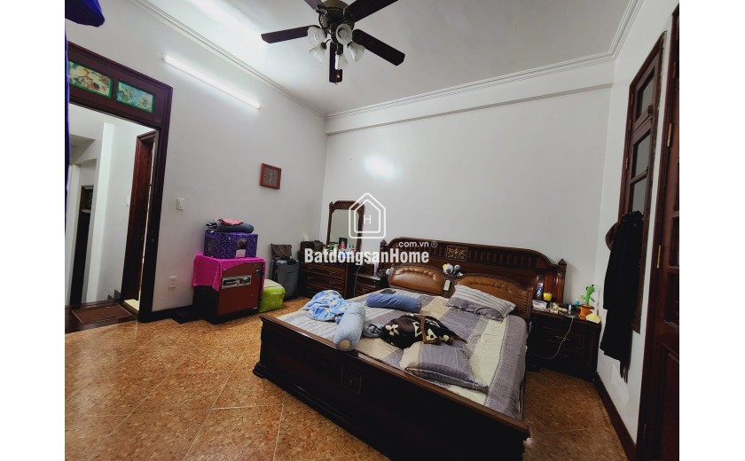 Bán nhà phân lô, ngõ thông, ô tô Hồ Đắc Di 42m 4 tầng mặt tiền 4m 12 tỷ