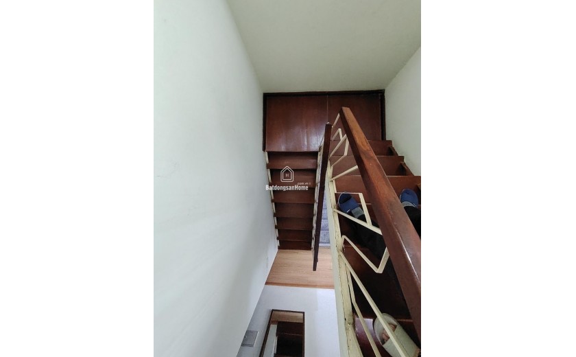 Bán nhà ngõ 554 Nguyễn Văn Cừ 40m x 4T dân xây, oto chỉ nhỉnh 10 tỷ LH: 0936123469