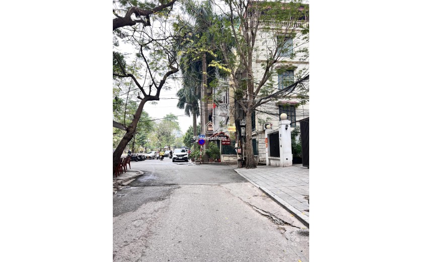 MP Hoàng Cầu trung tâm Đống Đa, DT khủng 210m2, xây building 10 tầng khách sạn, phòng khám, nha khoa, thẩm mỹ viện, spa quá lý tưởng