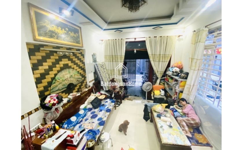BÁN NHÀ LÔ GÓC 2 MẶT HẺM, HẺM XE TẢI, SÁT CHỢ, TRƯỜNG HỌC, DIỆN TÍCH 52M2, GIÁ CHỈ 5.6 TỶ.