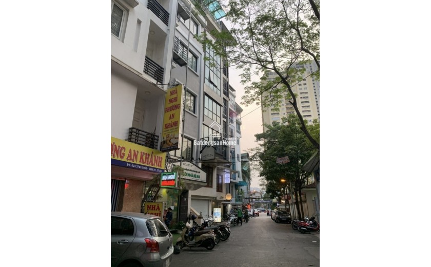 BÁN NHÀ PHỐ NGUYỄN CHÁNH, CẦU GIẤY, LÔ GÓC, ĐƯỜNG RỘNG, Ô TÔ TẢI QUAY ĐẦU TRƯỚC NHÀ, MẶT TIỀN RỘNG HƠN 5M, CÁCH PHỐ 30M.
