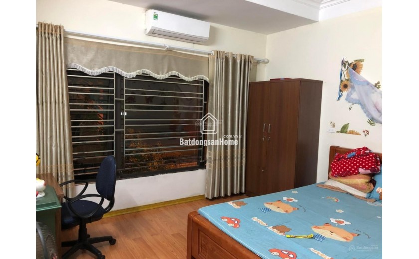 Bán Đất Tặng Nhà - Phân Lô Lương Thế Vinh - Ngõ Ô Tô - Cách Phố 30m - Chỉ Nhỉnh 200tr/m2