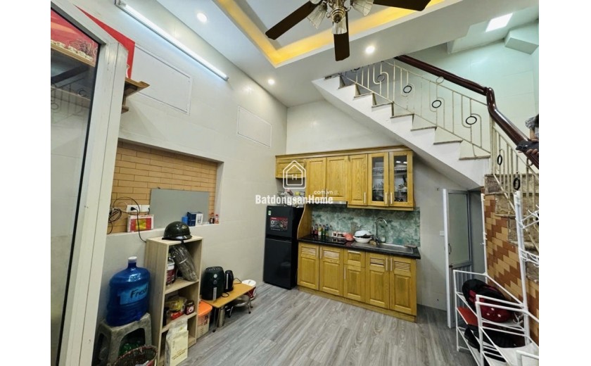 KINH DOANH - TRƯỚC NHÀ RỘNG THOÁNG - Ở CỰC SƯỚNG - NGÕ THÔNG 80M RA HỒ BA MẪU