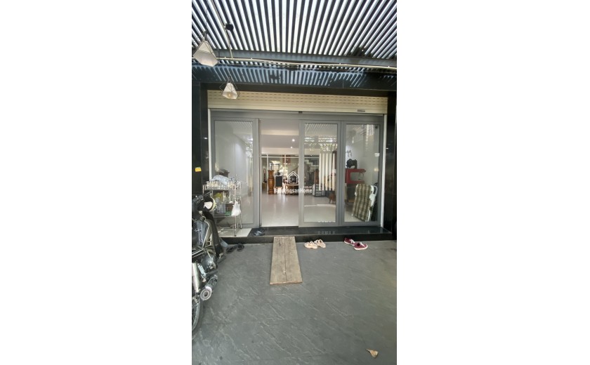 BÁN NHÀ ĐẸP 100M2 4L – GẦN LƯƠNG ĐỊNH CỦA – THANG MÁY – NỘI THẤT GỖ CAO CẤP GIÁ 25 TỶ