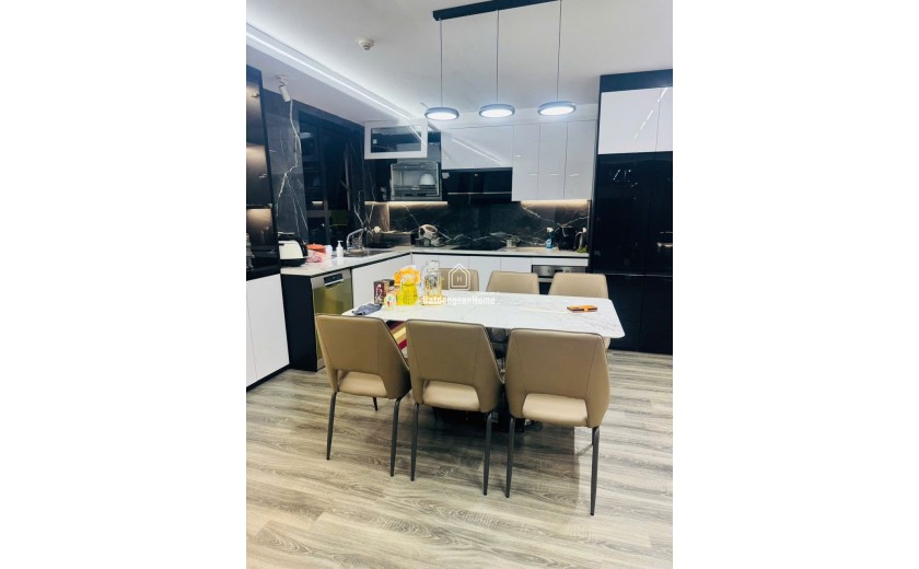 Siêu phẩm 3 ngủ 2 WC tòa Diamond Goldmark City DT 140m2  nội thất mới tinh 100% chưa ở