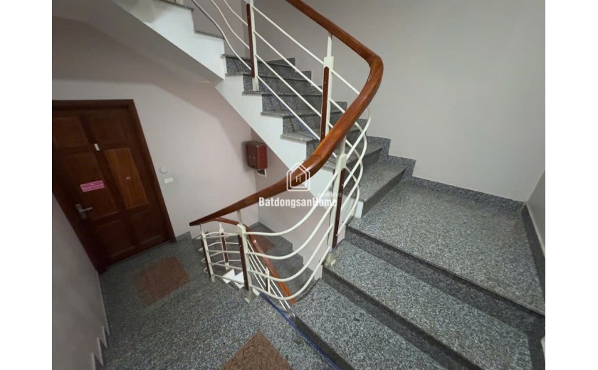 Nhà đẹp Triều Khúc 50m2, 4 tầng, ngõ rộng thoáng, gần chợ và trường học