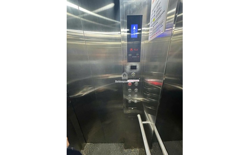 BÁN GẤP PHÂN LÔ NGHĨA ĐÔ, ÔTÔ VÀO NHÀ, 6 TẦNG, THANG MÁY, DT 51M2, NHỈNH 11 TỶ
