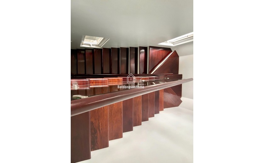 PHÂN LÔ NGUYỄN KHÁNH TOÀN, ÔTÔ TRÁNH, VỈA HÈ KINH DOANH, 56M2, 2 THOÁNG, HƠN 16TỶ