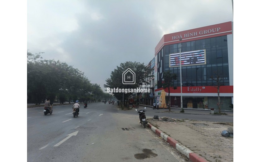 Mặt phố Xuân Phương 65m2 V. Hè kinh doanh, vị trí đắc địa, giá 15tỷ
