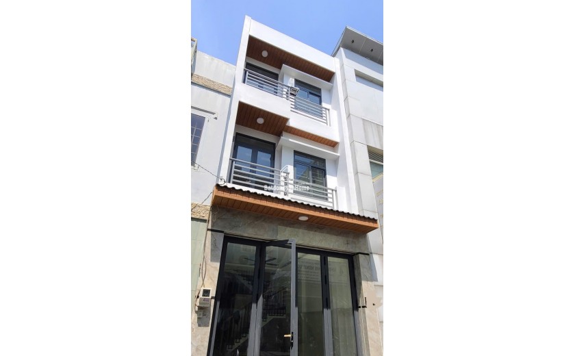 Bán Nhà Hẻm 6m Đường Hoàng Bật Đạt,Tân Bình, DT4x15m,3Tầng,4PN,3WC.