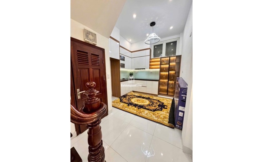 Nhà Đẹp Phố Quan Hoa Tặng Full Nội Thất DT 36m2 4 tầng mt 3.4m Giá 8.99 tỷ