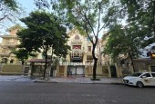 Biệt thự trung tâm bán đảo Linh Đàm gần hồ điều hòa, DT 254m2, 10 phòng ngủ, giá chỉ 6x tỷ