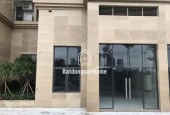 Bán gấp shophouse chân đế tòa D'Capitale Trần Duy Hưng, dòng tiền 30 triệu/tháng.