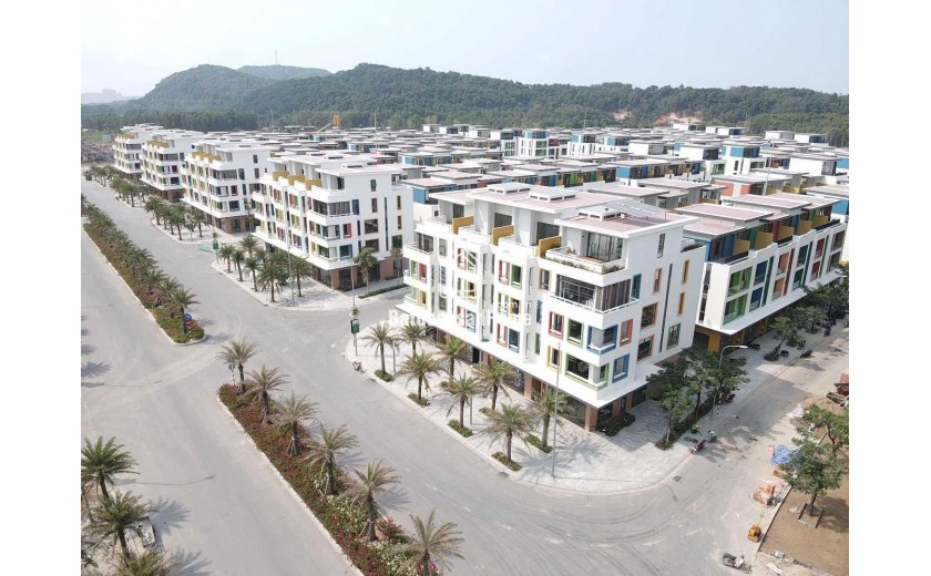 Chủ cần vốn nên bán gấp liền kề Meyhomes Capital, DT 117m2, sổ đỏ sẳn, giá tốt nhất dự án LH 0939439474