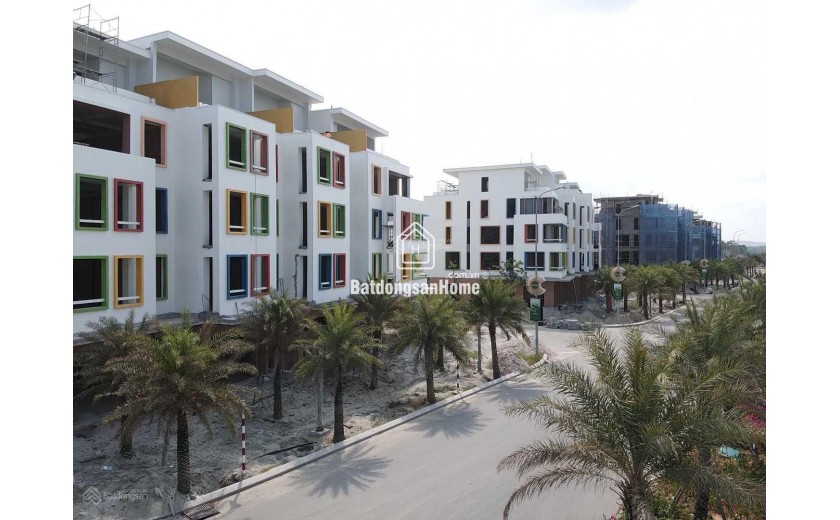 Chủ cần vốn nên bán gấp liền kề Meyhomes Capital, DT 117m2, sổ đỏ sẳn, giá tốt nhất dự án LH 0939439474
