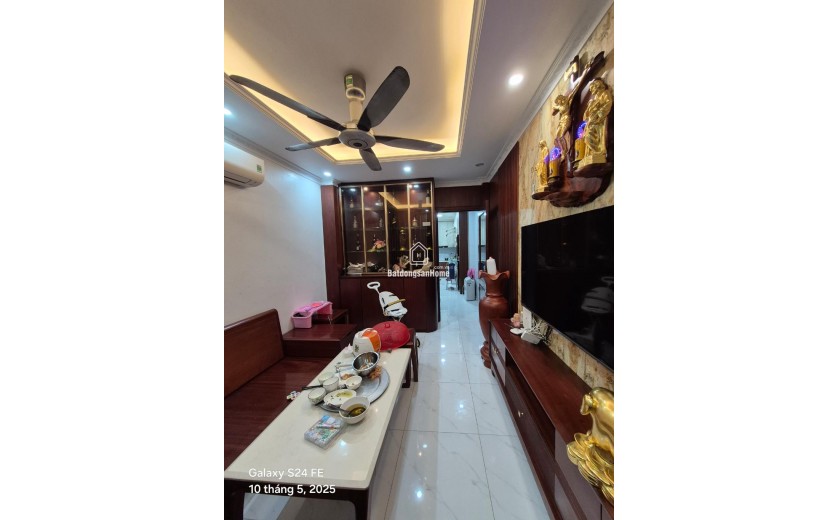 HIẾM- NHÀ VĂN QUÁN-HÀ ĐÔNG 32M X 5 TẦNG; 3 NGỦ GIÁ 5,02 TỶ Ở NGAY