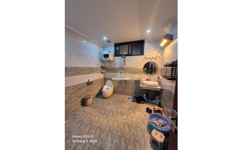 HIẾM- NHÀ VĂN QUÁN-HÀ ĐÔNG 32M X 5 TẦNG; 3 NGỦ GIÁ 5,02 TỶ Ở NGAY
