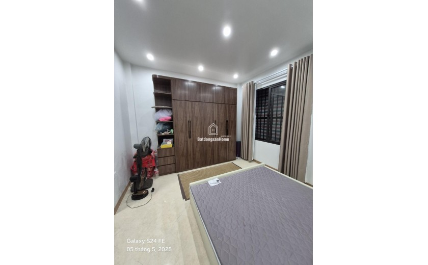 BÁN NHÀ ĐẸP KHƯƠNG TRUNG-NGÃ TƯ SỞ-5 TẦNG-4PN GẦN Ô TÔ GIÁ 6,66 TỶ