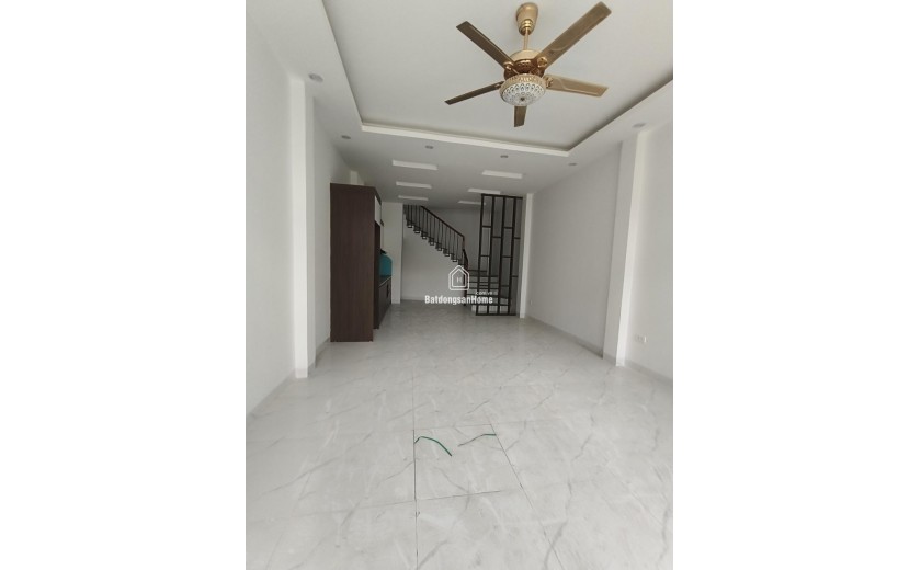 NHÀ ĐẸP-ĐỊNH CÔNG-GẦN HỒ-THIẾT KẾ ĐẸP-NGÕ THÔNG 32M-5T-4PN GIÁ 5,33 TỶ