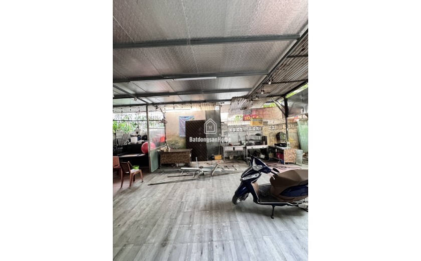 BÁN CĂN HỘ TẬP THỂ TẦNG 1 – VÕ THỊ SÁU – 150M² – Ô TÔ ĐỖ CỬA – GIÁ NHỈNH 6 TỶ