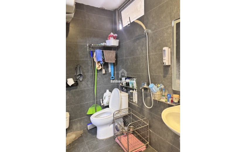 BÁN CĂN HỘ TẬP THỂ TẦNG 1 – VÕ THỊ SÁU – 150M² – Ô TÔ ĐỖ CỬA – GIÁ NHỈNH 6 TỶ