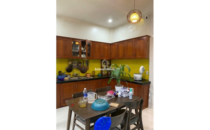 GẤP BÁN! Nhà mới full nội thất, dt 60m2, ngang 7.5m, 2 tầng ở ngay, chỉ 3.68 tỷ