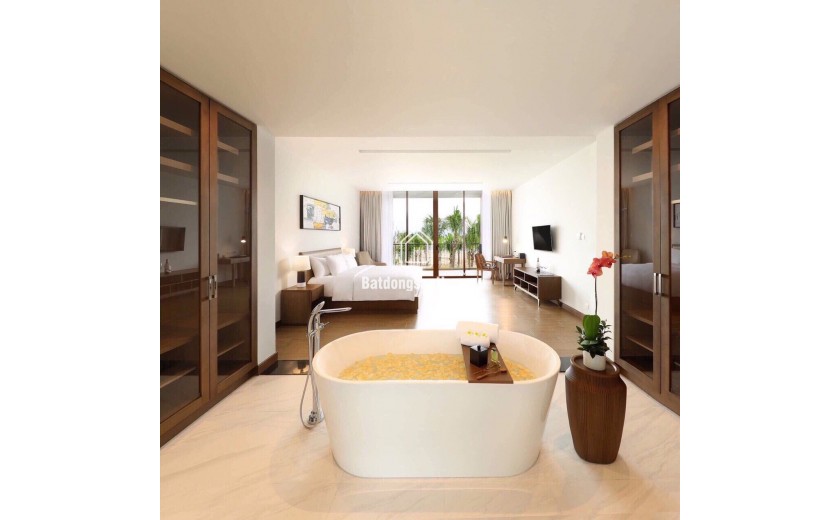 Bán gấp khách sạn mini trung tâm Bãi Cháy giá rẻ, 16 phòng, cạnh Sun World. Ưu đãi khách thiện chí.