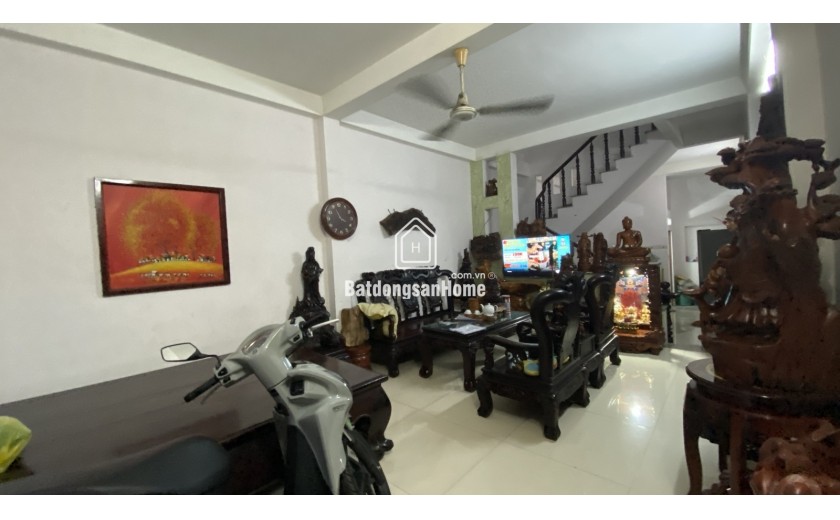 NHÀ ĐẸP 2 TẦNG, HẺM Ô TÔ GẦN CELADON CITY 5,5 TỶ