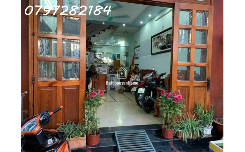 Bán nhà Đường Lã Xuân Oai,Lê Văn Việt Quận 9, giá 9,29 tỷ, diện tích 90 m2, ngang 5m, 4 tầng.