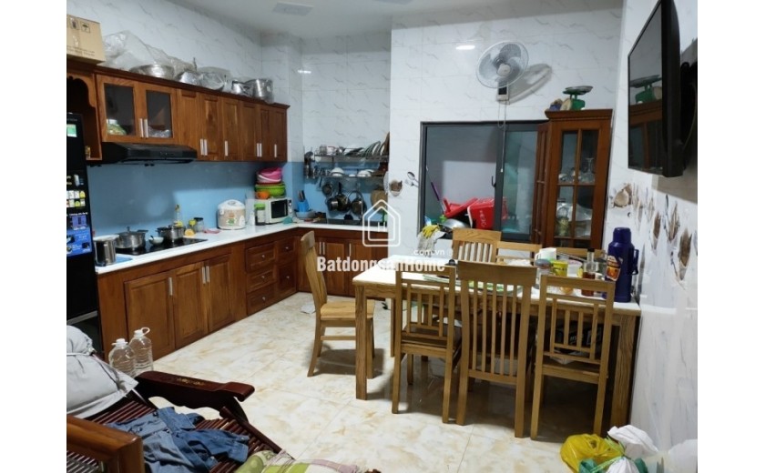 Bán nhà 4 tầng, 56m², 4PN, 5WC, 8.9 tỷ, Q.9, Đỗ Xuân Hợp