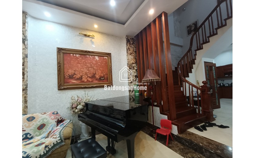 BÁN NHÀ GIẢNG VÕ PHÂN LÔ, Ô TÔ 45M 5 TẦNG MẶT TIỀN 3.6M