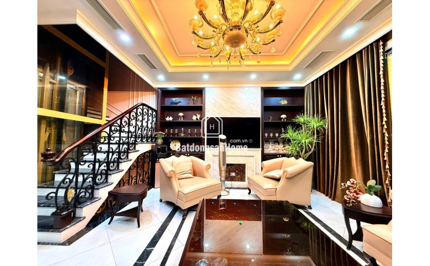 BÁN NHÀ GIẢNG VÕ PHÂN LÔ, Ô TÔ 45M 5 TẦNG MẶT TIỀN 3.6M