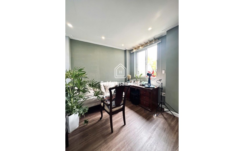 Bán nhà Hoàng Hoa Thám, Bình Thạnh - CHDV 5 tầng, 7PN Style Châu Âu - 52m2 (7x7,5)