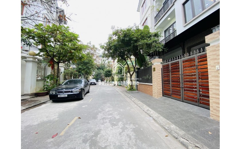 Bán nhà  phân lô Lạc Long Quân thang máy - kinh doanh –văn phòng 96 M 6tầng 27.2 tỷ