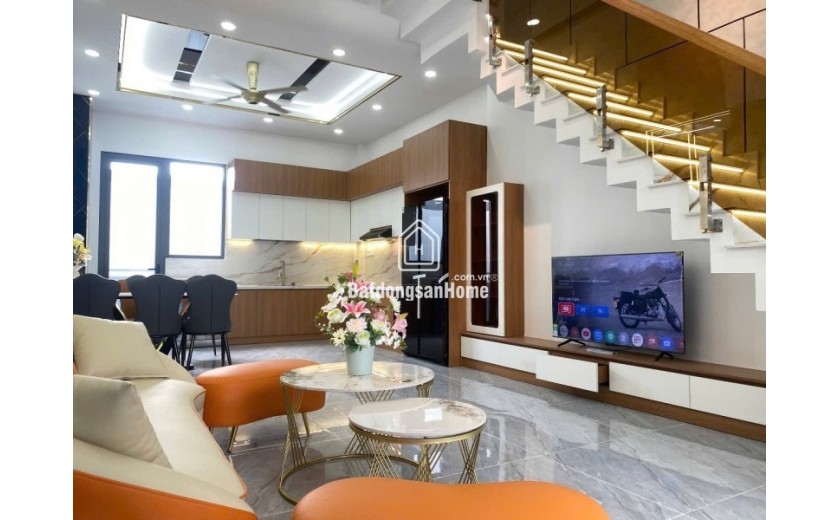 Bán nhà 4 tầng 66m², 4PN, 5WC, Linh Đông, Thủ Đức - 7.1 tỷ