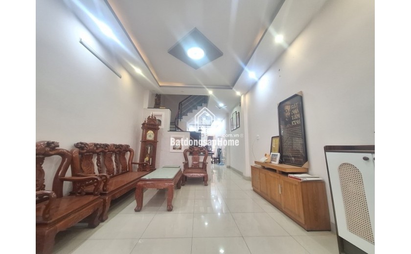 Bán nhà 4 tầng, 60m², 4PN, 3WC, Q.9, 6.4 tỷ, sổ hồng