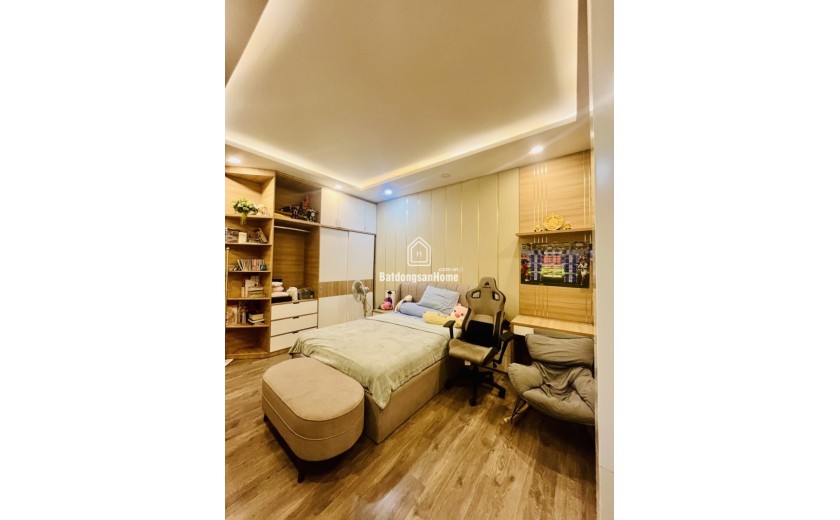 Bán Biệt Thự Mini 159 m2, 3 tầng, đường N10, P. Phú Hữu, Q.9, 159m², giá 23 tỷ