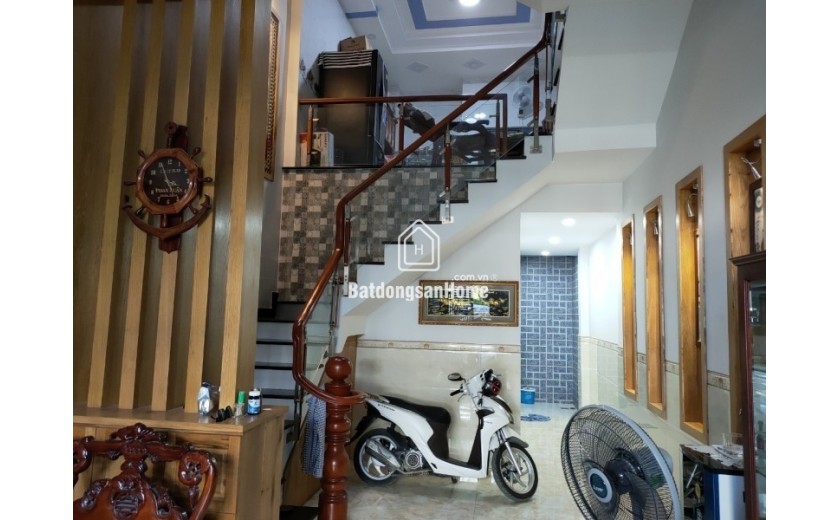 Bán nhà 4 tầng, 56m², 4PN, 5WC, 8.9 tỷ, Q.9, Đỗ Xuân Hợp
