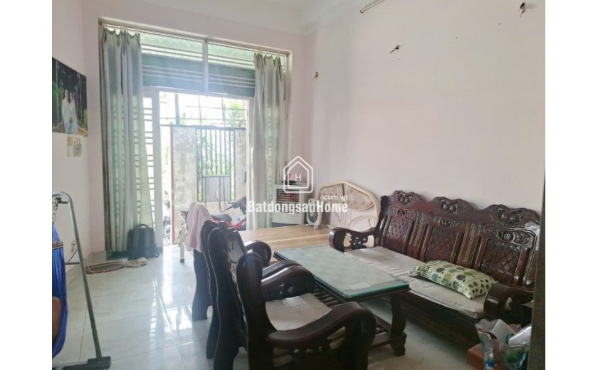 Bán nhà 3 tầng, 140m², 6.55  tỷ, Q.9, Long Thạnh Mỹ
