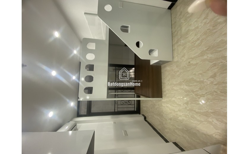 BÁN NHÀ MỚI PHỐ THANH NHÀN – 55.1M² x 5 TẦNG – GIÁ 10 TỶ