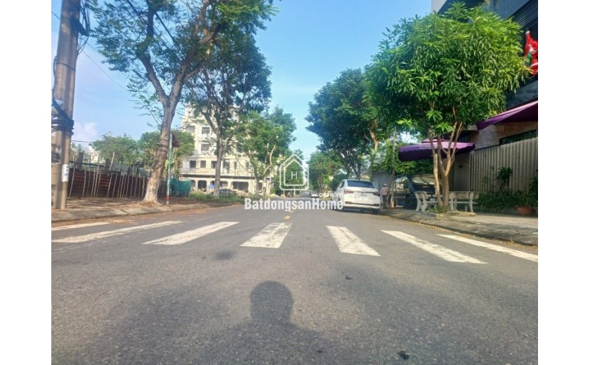 LÔ GÓC Lê Hữu Trác, gần biển Mỹ Khê, dt cực rộng 270m2, ngang 11m, chỉ 16.5 tỷ