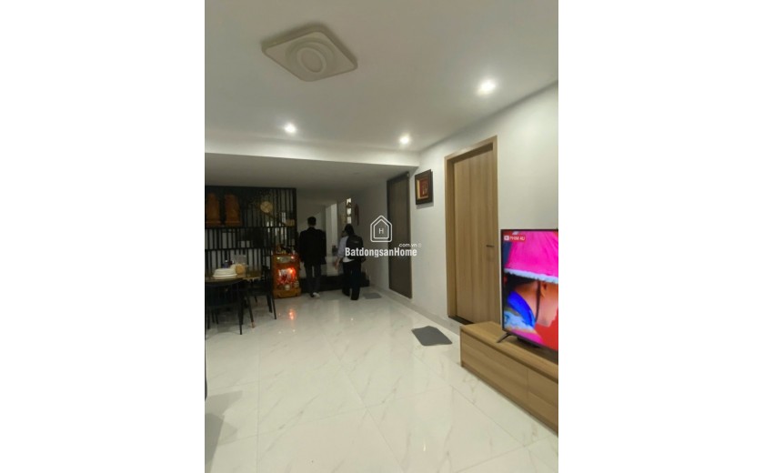 HIẾM CÓ ĐỂ ĐẦU TƯ! Nhà 2 tầng ngang 7m Nguyễn Văn Thoại, vị trí đắc địa, hướng Đông mát mẻ, chỉ 9.5 tỷ thương lượng