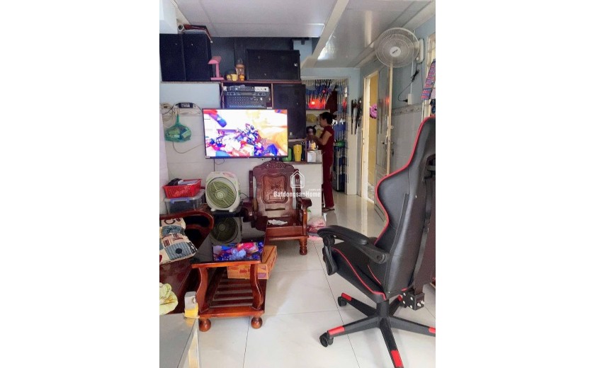 Bán nhà DT 100m2 - Hẻm xe hơi Đường Tân Hương, Quận Tân Phú