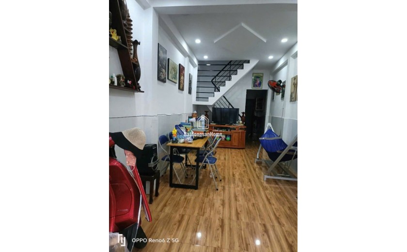 Bán nhà mặt phố Trịnh Hoài Đức, Q.9, 52m², 2 tầng, 4.5 tỷ, sổ hồng