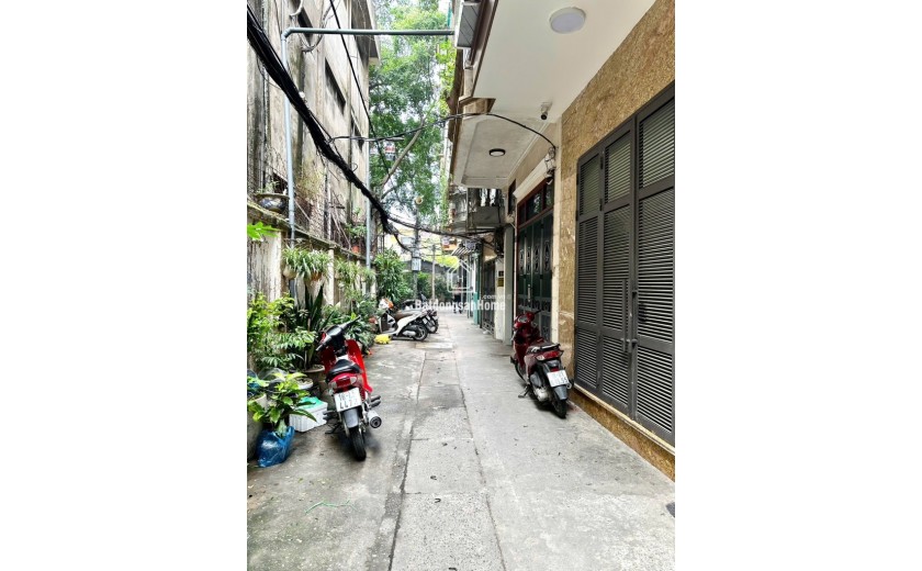 NHÀ MỚI - MINH KHAI 5 TẦNG 22M2 – 5.4 TỶ